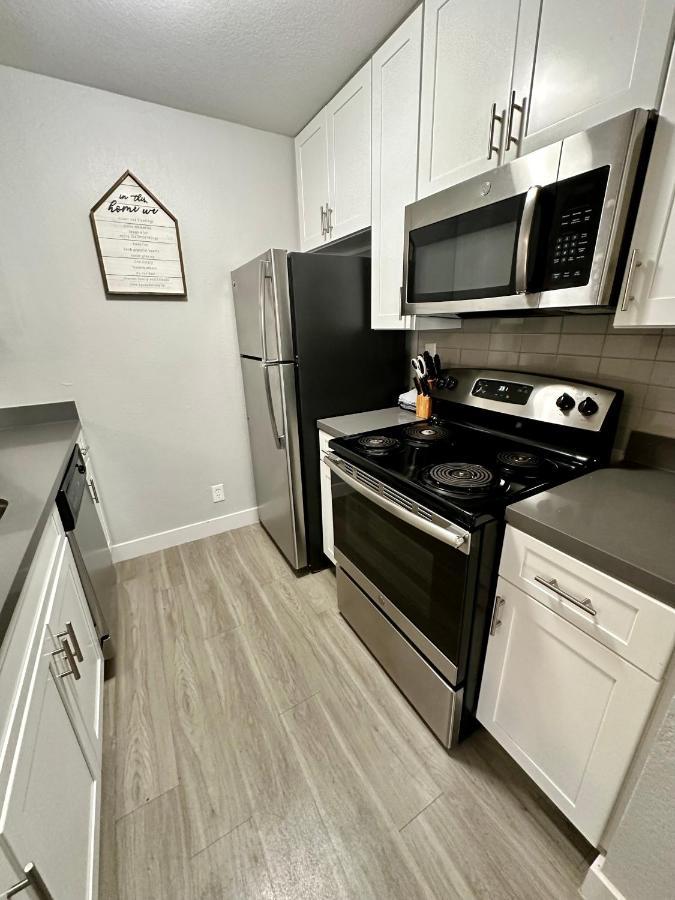 Entire Apartment + Parking Los Angeles Extérieur photo